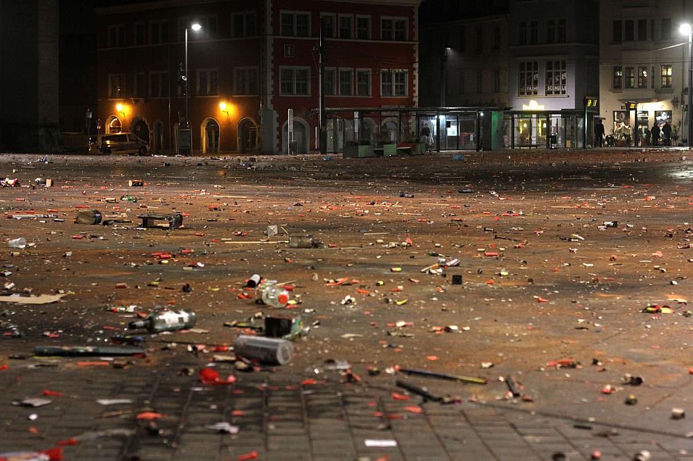 Silvester-Böller am frühen Neujahrsmorgen