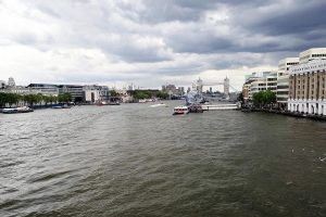 Blick von der London Bridge zur Tower Bridge