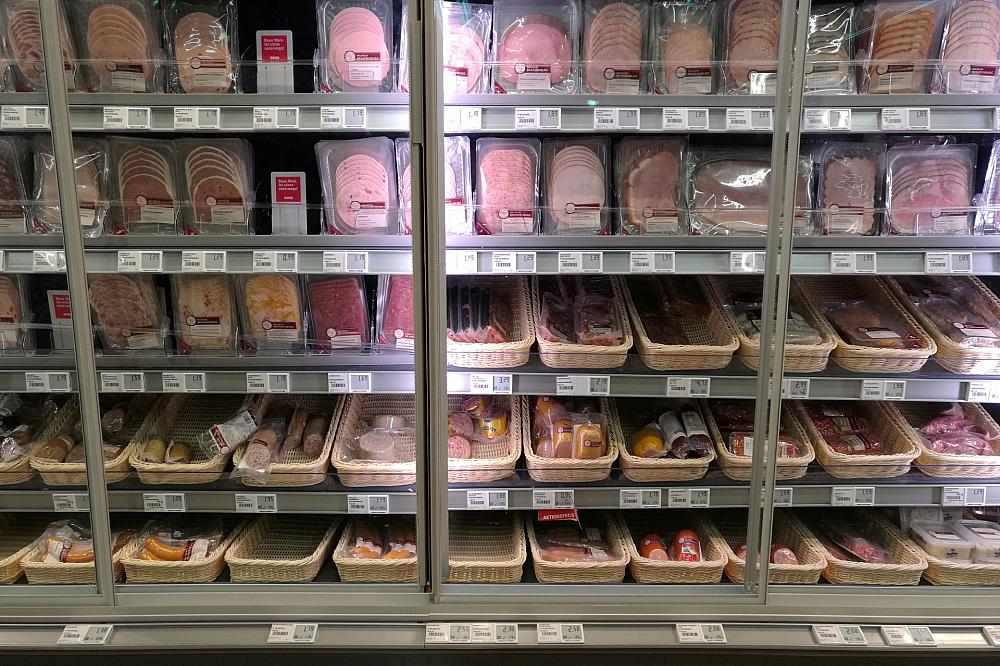Fleisch und Wurst im Supermarkt