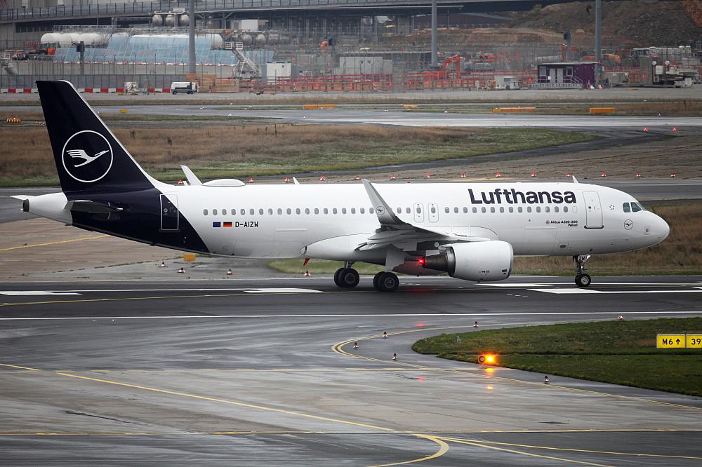 Lufthansa-Maschine (Archiv)