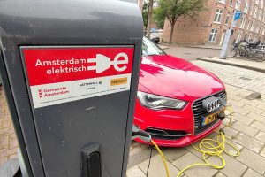 E-Auto-Ladestation in Amsterdam (Archiv)