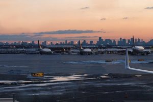 Flugzeuge am Flughafen Newark bei New York