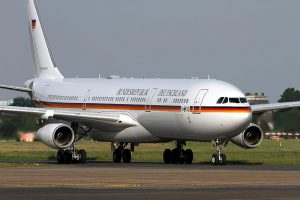 Regierungsjet A340-313X VIP "Theodor Heuss" der Luftwaffe (Archiv)