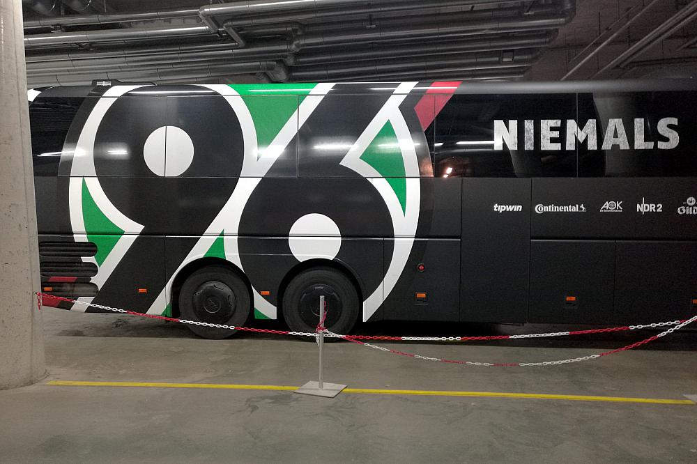 Mannschaftsbus von Hannover 96