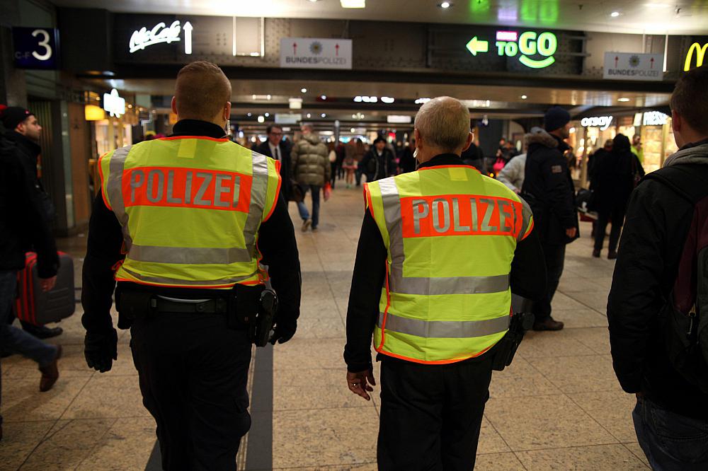 Bundespolizei im Bahnhof (Archiv)