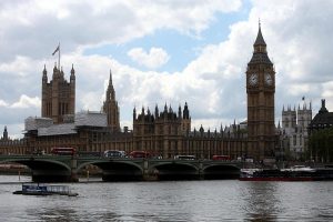 Houses of Parliament mit Big Ben (Archiv)