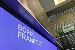 Anzeigetafel in der Frankfurter Börse
