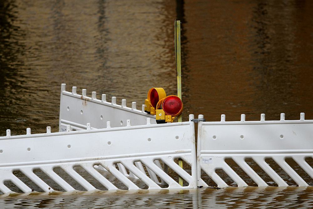 Hochwasser-Absperrung (Archiv)