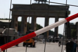 Absperrung vor dem Brandenburger Tor