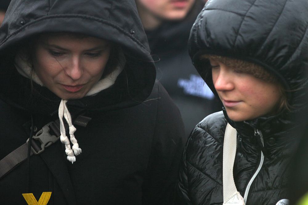 Luisa Neubauer und Greta Thunberg bei Demo bei Lützerath am 14.01.2023