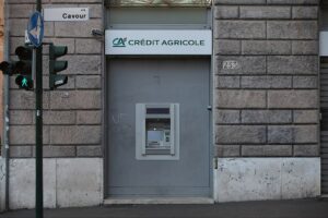 Geldautomat der Credit Agricole (Archiv)