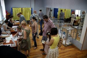 Wahllokal in Kiew (Archiv)