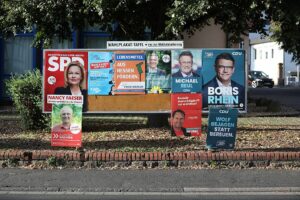 Wahlplakate zur Landtagswahl in Hessen 2023 (Archiv)