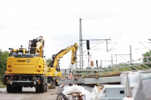 Bauarbeiten an einer Bahnstrecke  (Archiv)