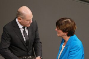 Olaf Scholz und Saskia Esken (Archiv)