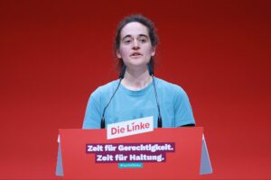 Carola Rackete beim Linken-Parteitag im November 2023 in Augsburg