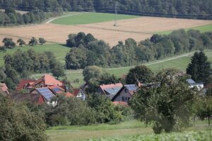 Häuser in einem Dorf (Archiv)