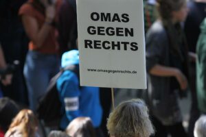 Omas gegen Rechts (Archiv)