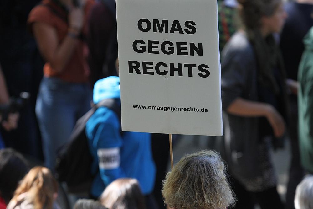 Omas gegen Rechts (Archiv)