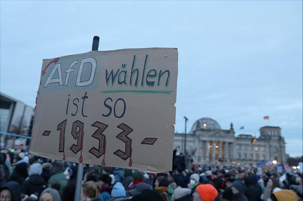 Demo gegen Rechtsextremismus (Archiv)