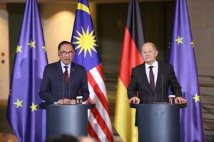 Anwar Ibrahim und Olaf Scholz am 11.03.2024