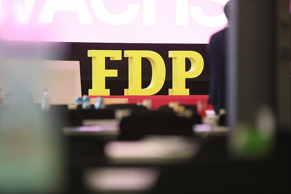 FDP-Logo auf Parteitag (Archiv)