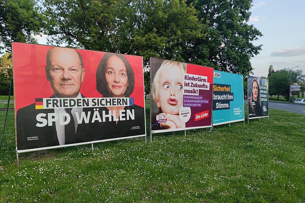 Wahlplakate zur Europawahl und Kommunalwahl in Sachsen-Anhalt (Archiv)