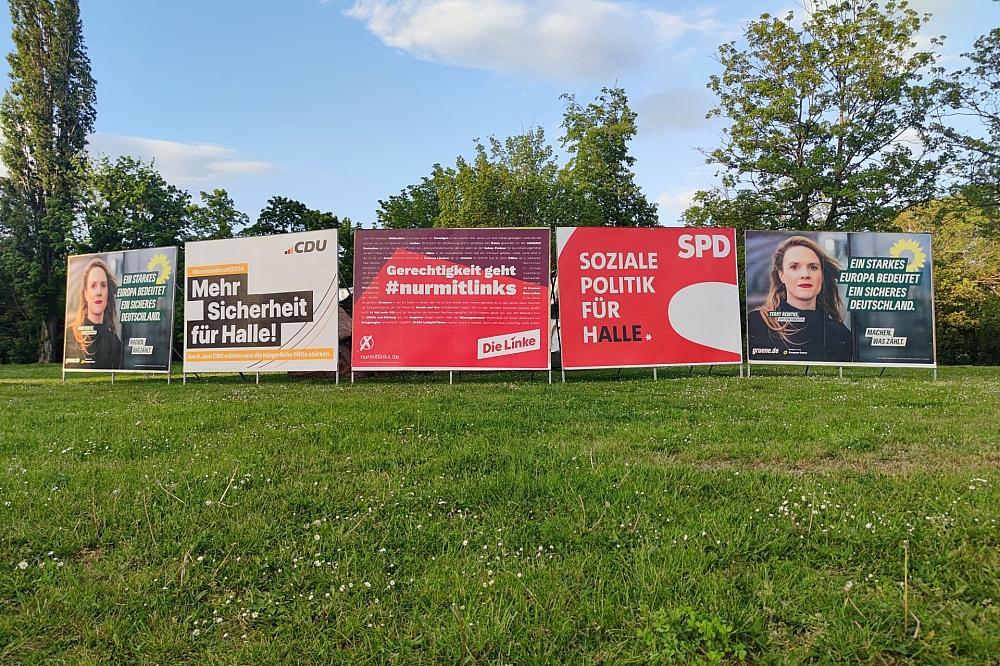 Wahlplakate zur Europawahl und Kommunalwahl in Sachsen-Anhalt am 02.05.2024