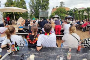 Public Viewing im Berliner Biergarten BRLO (Archiv)