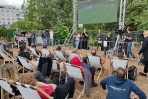 Public Viewing im Berliner Biergarten BRLO (Archiv)