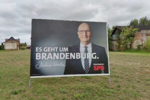 SPD-Wahlplakat mit Dietmar Woidke zur Landtagswahl in Brandenburg (Archiv)