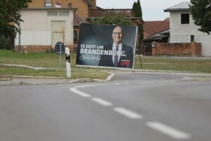 SPD-Wahlplakat mit Dietmar Woidke zur Landtagswahl in Brandenburg (Archiv)