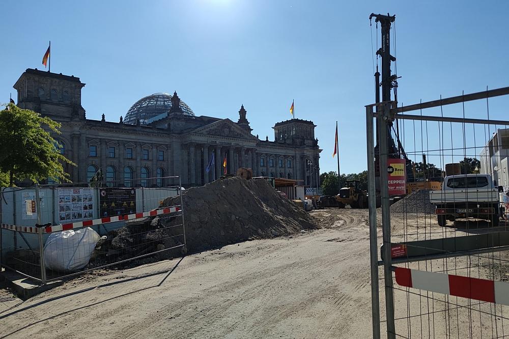 Baustelle vor Deutschem Bundestag (Archiv)