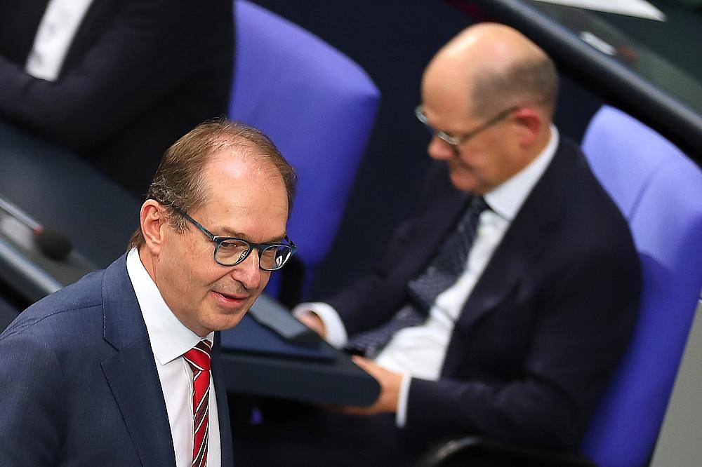 Alexander Dobrindt und Olaf Scholz (Archiv)