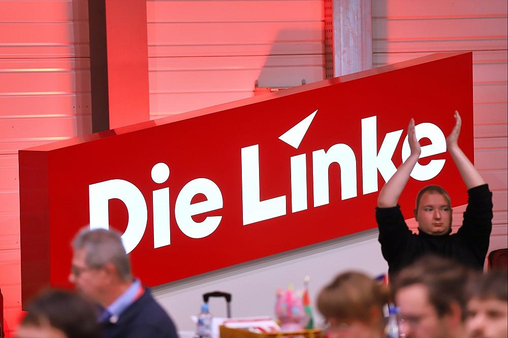 Linken-Logo auf Parteitag (Archiv)