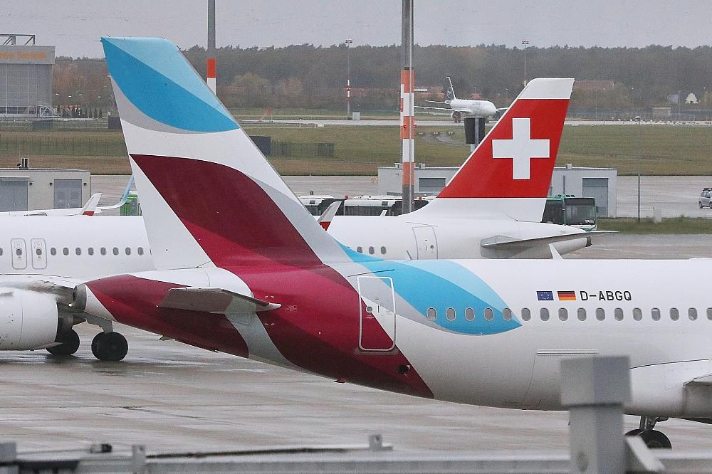 Flugzeuge von Eurowings und Swissair (Archiv)