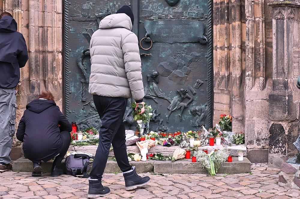 Trauer nach Anschlag auf Magdeburger Weihnachtsmarkt am 21.12.2024