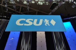 CSU-Logo auf Parteitag (Archiv)