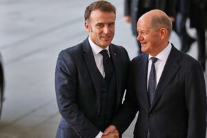 Emmanuel Macron und Olaf Scholz (Archiv)