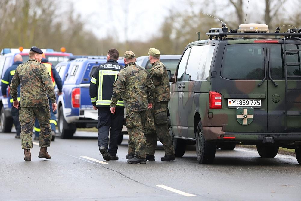 Bundeswehr bei Hochwassereinsatz (Archiv)