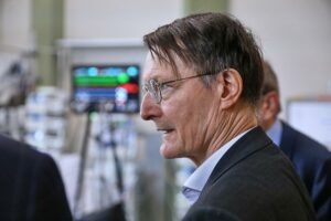 Karl Lauterbach besucht Herzzentrum der Charité (Archiv)