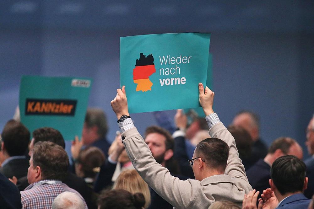 CDU-Slogan "Wieder nach vorne" (Archiv)