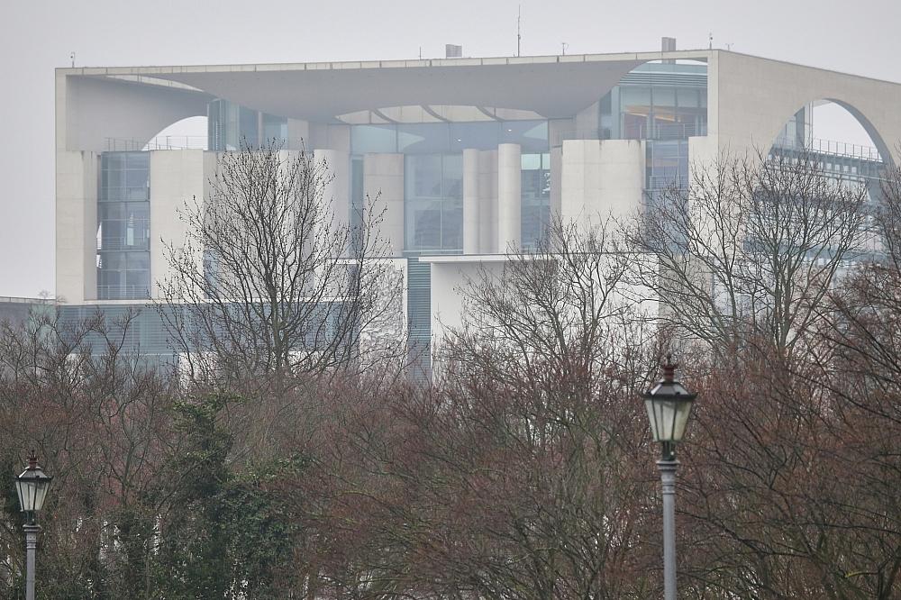 Bundeskanzleramt im Morgendunst am 26.02.2025