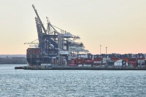 Industrieanlagen (Archiv)