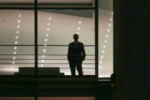 Friedrich Merz zum ersten Mal im Kanzlerbüro am 06.05.2025