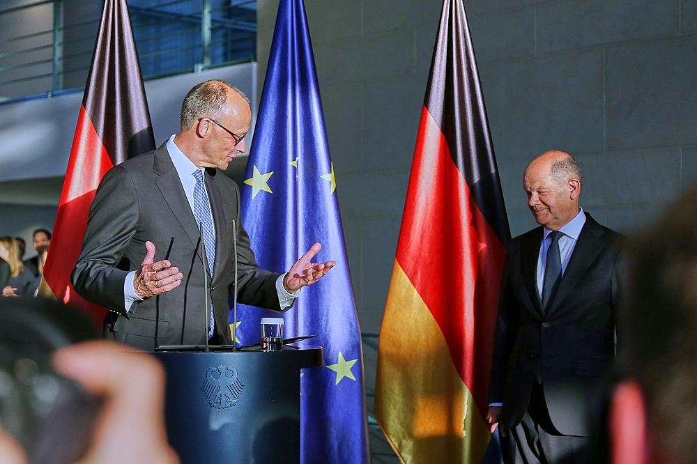 Friedrich Merz und Olaf Scholz (Archiv)