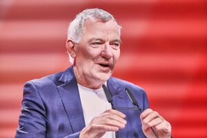 Jan van Aken auf dem Linken-Parteitag 2025 in Chemnitz