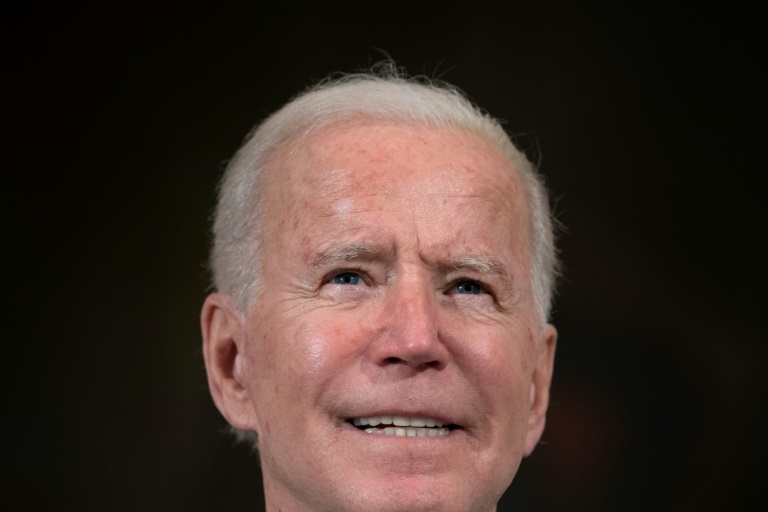 Bidens Corona-Hilfspaket nimmt im Senat wichtige Hürde