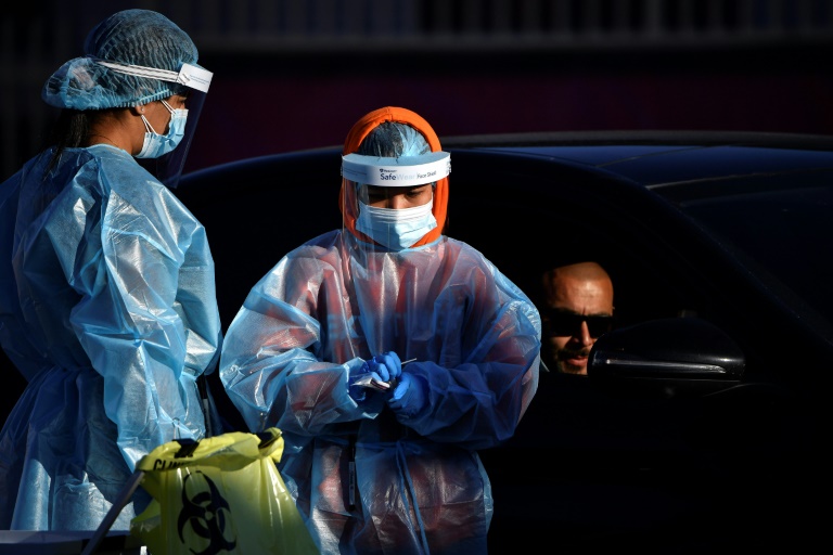 Melbourne geht wegen mysteriöser Neuinfektionen in den sechsten Lockdown