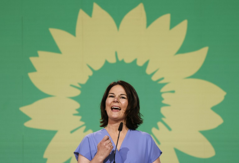 "FAZ": Baerbock strebt Pakt von Politik und Industrie für Klimaschutz an